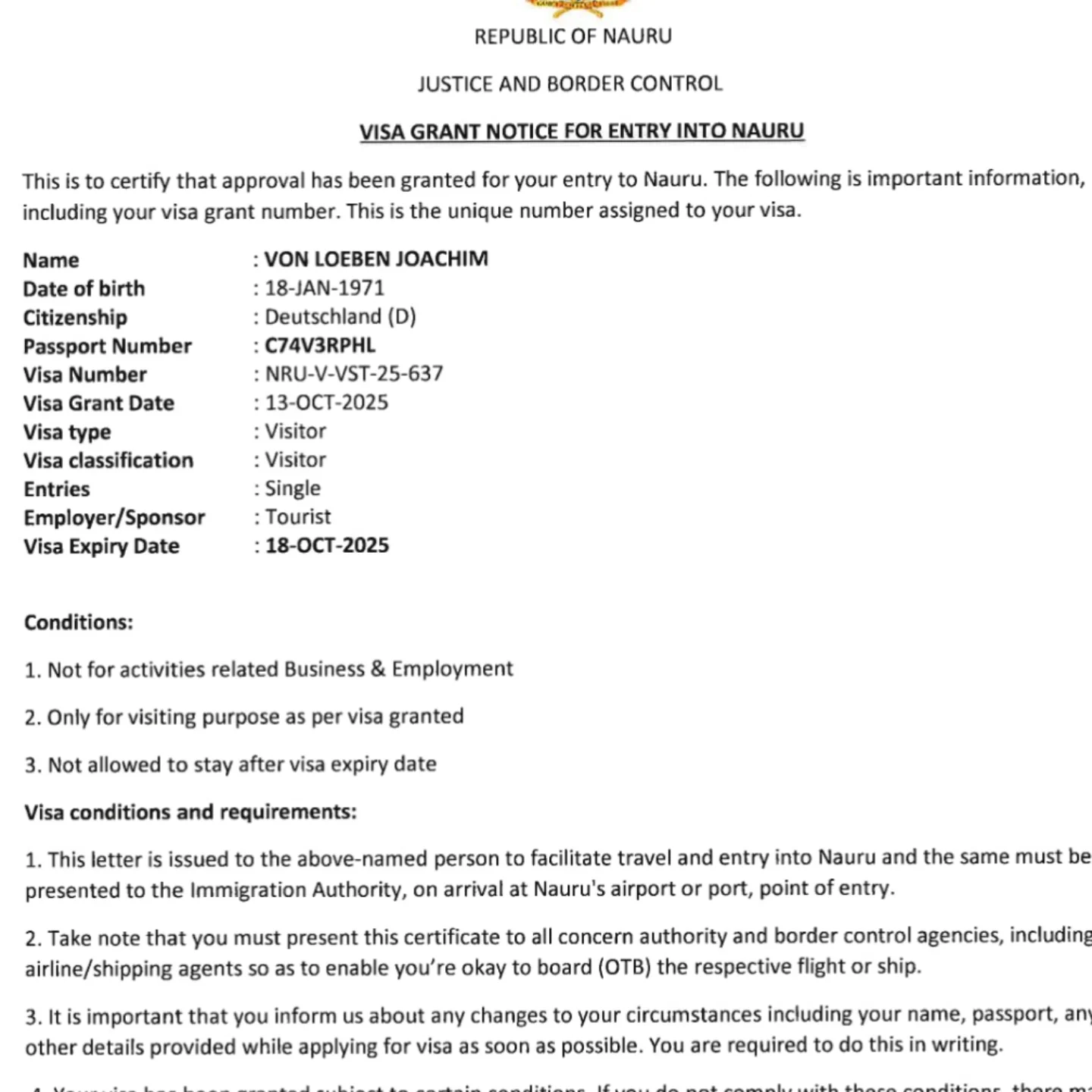 Menschen am Strand von Joachim von Loeben