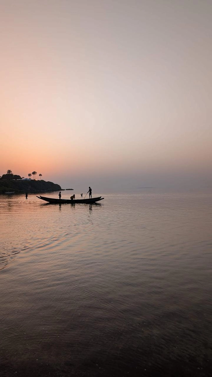 Menschen am Strand von Joachim von Loeben